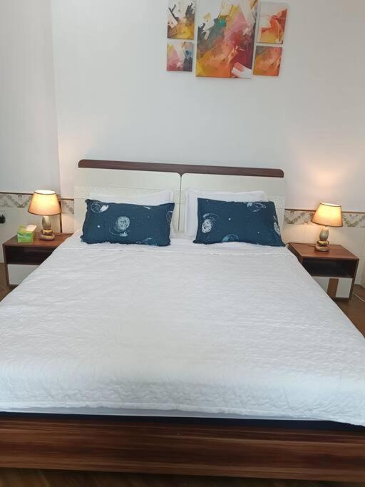 شقة كبيرة وفخمة Large And Luxury Two Bedroom Аджман Экстерьер фото